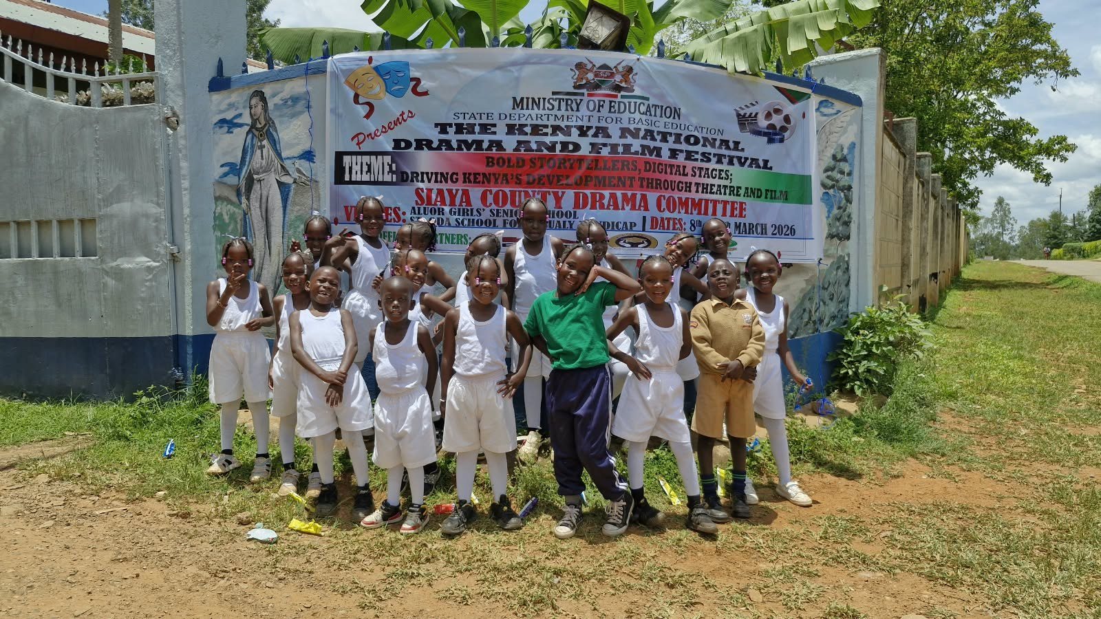 Drama festival group photo